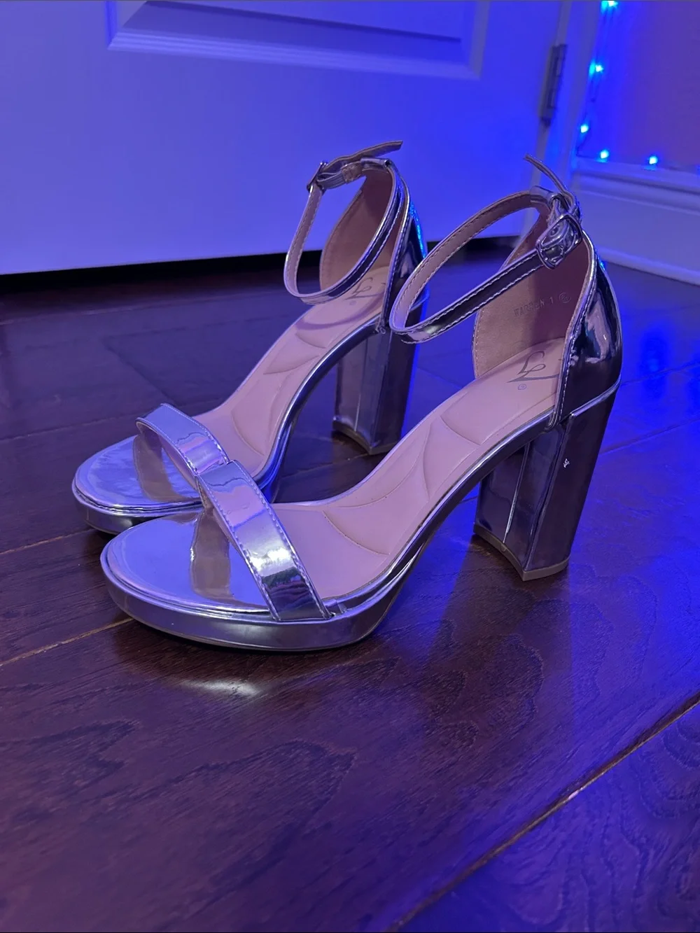 Women’s Silver Metallic Ankle-Strap Platform Sandals